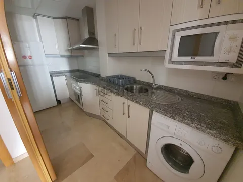 Wohnung 90 m² in Granada