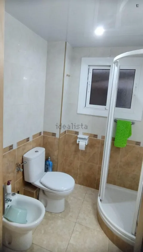 Habitació de lloguer, Badalona (2/4)