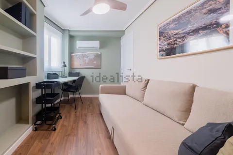 Wohnung 78 m² in Valencia