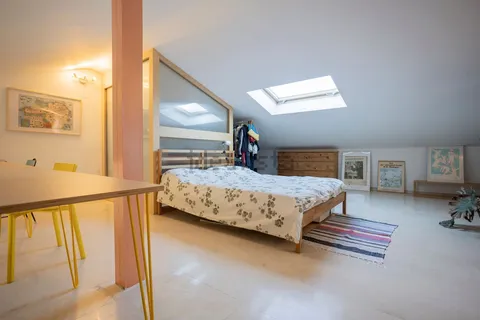 Pis de 84 m² a València