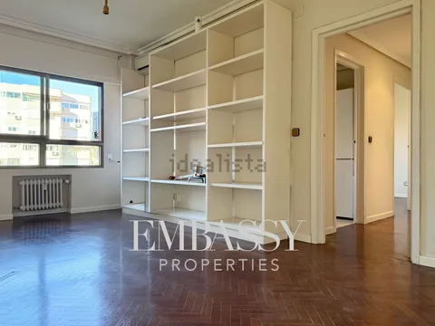 Wohnung 70 m² in Madrid