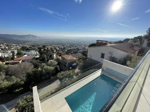Flat 138 m² in Roses (3/3)