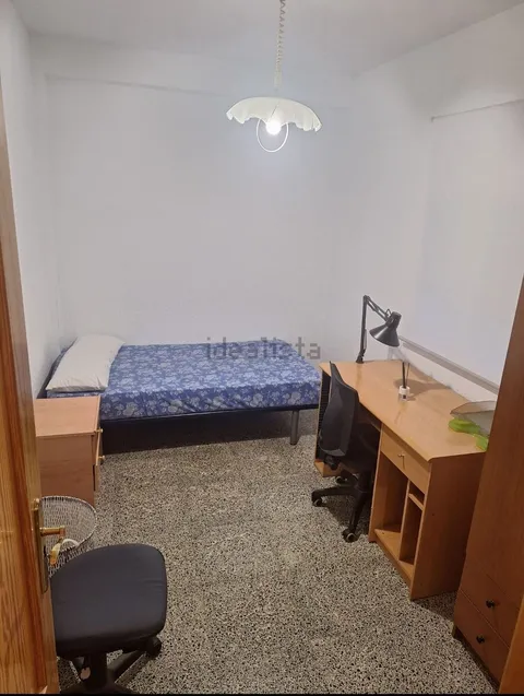 Room for rent, Granada