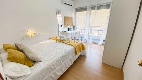 Room for rent, Seville