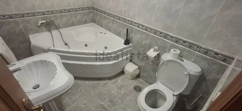Habitació de lloguer, Carballo