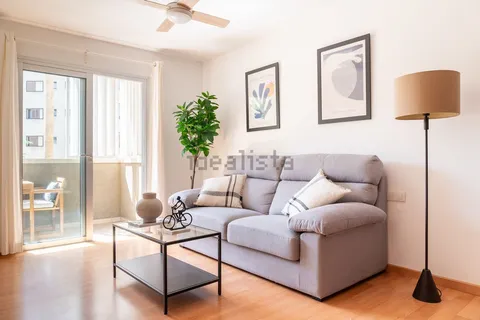 Pis de 68 m² a Santa Cruz de Tenerife (2/15)