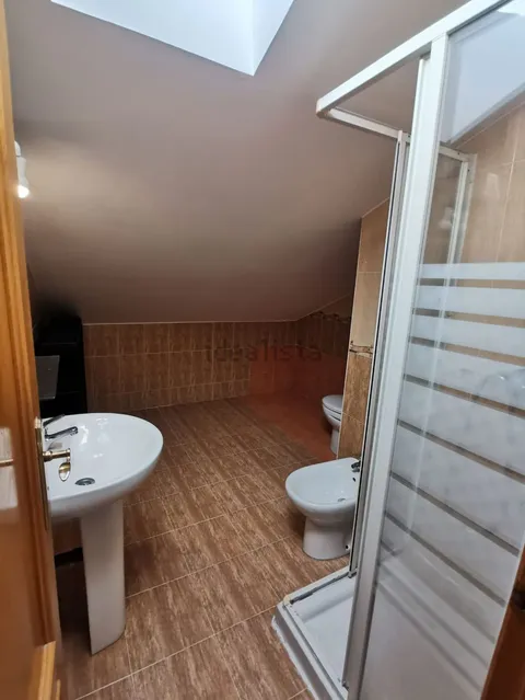 Habitació de lloguer, Carranque