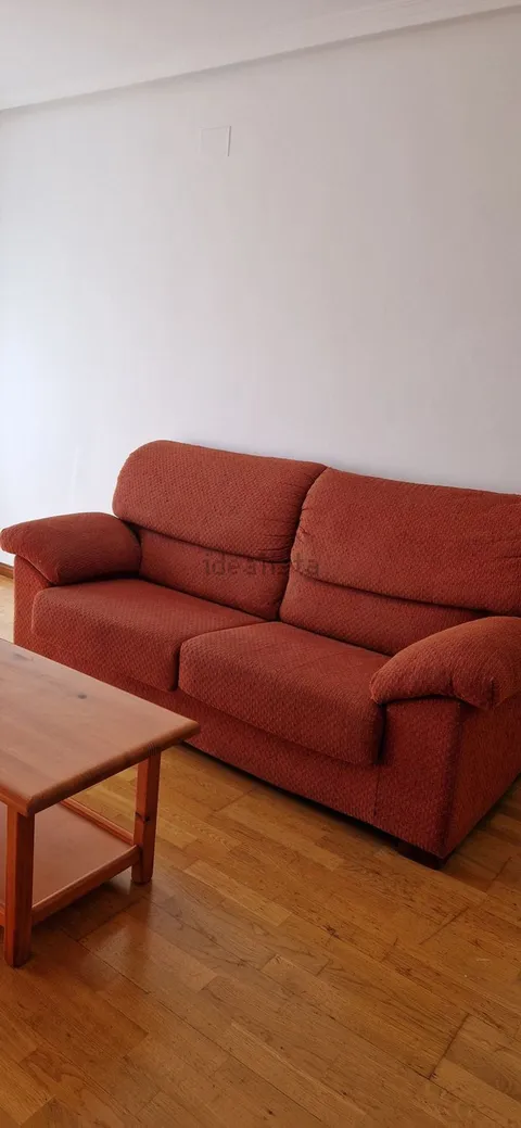 Pis de 70 m² a Àvila