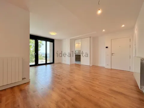 Appartement 94 m² à Manrèse (2/24)
