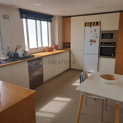 Habitació de lloguer, Tavernes Blanques