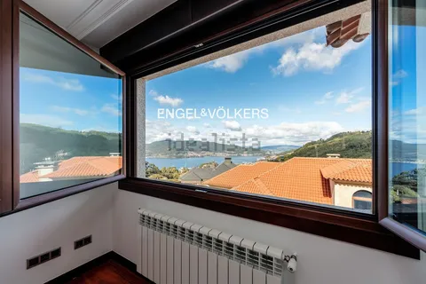 Casa 425 m² a Vigo