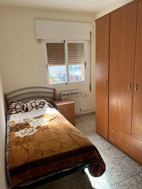 Кімната в оренду, Madrid