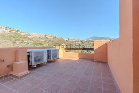 Будинок 225 м² у Estepona