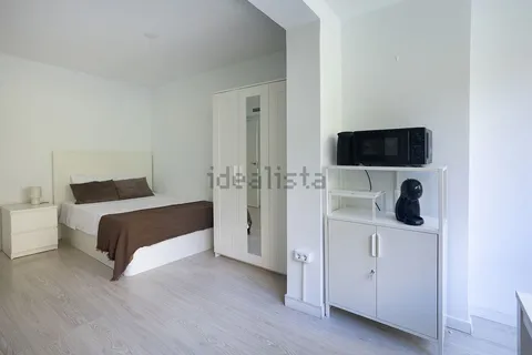 Кімната в оренду, Madrid