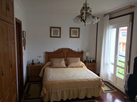 Casa 324 m² a Santiago de Compostela
