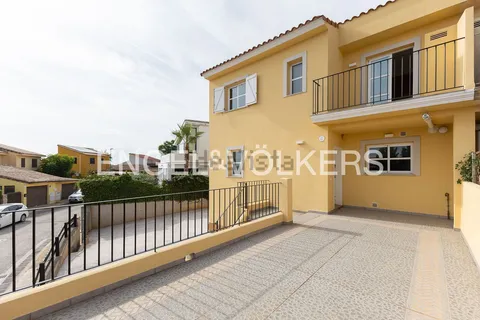 Casa de 250 m² a Riba-roja de Túria