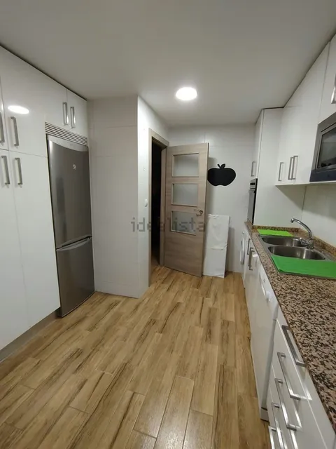 Wohnung 122 m² in Ávila