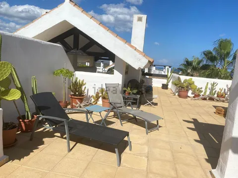 Appartamento 118 m² a La Línea de la Concepción