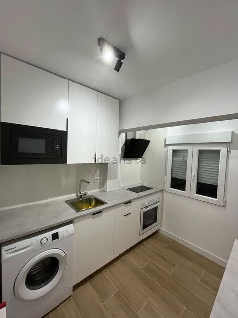 Zimmer zur Miete, Madrid (2/8)