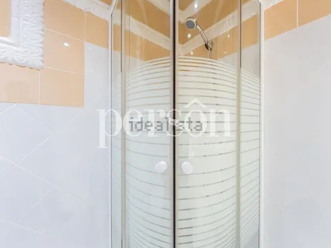 Wohnung 130 m² in Valencia