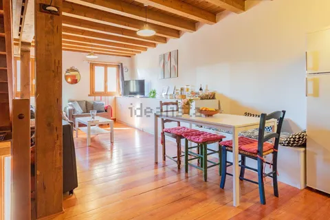 Квартира 90 м² у Villamayor de Monjardín