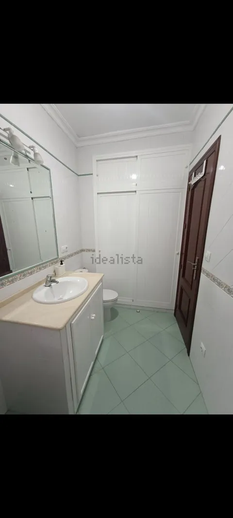 Habitació de lloguer, Benacazón