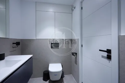 Квартира 104 м² в Барселоне