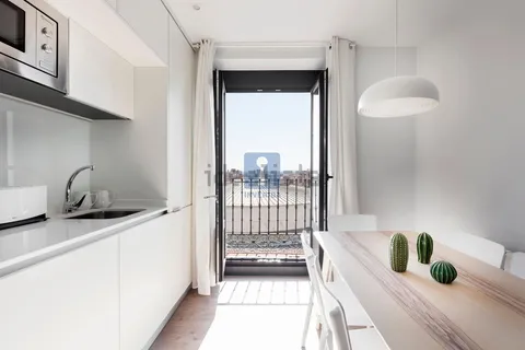 Wohnung 99 m² in Madrid