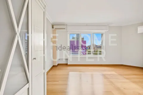 Квартира 261 м² в Барселоне