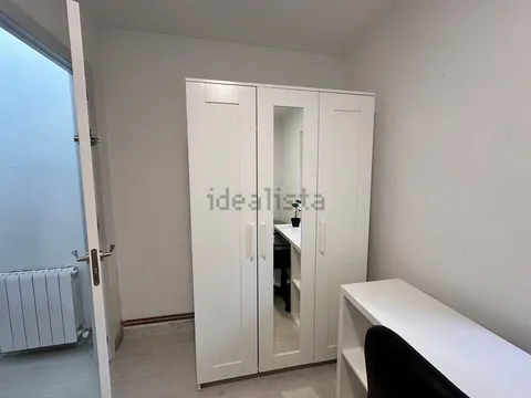 Habitació de lloguer, Madrid (3/12)