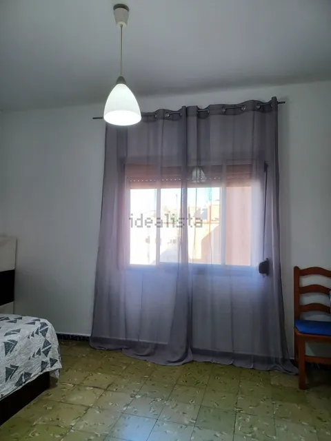 Habitació de lloguer, Santa Coloma de Gramenet (2/13)
