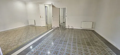 Appartamento 220 m² a Barcelona (2/30)