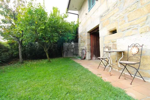 Maison 240 m² à Moaña