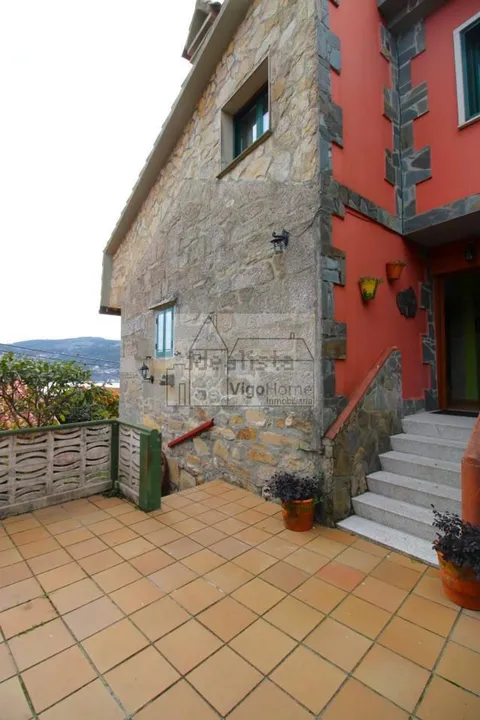 Maison 240 m² à Moaña
