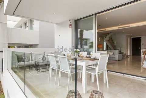 Haus 290 m² in Marbella