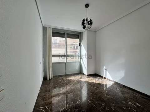 Pis de 122 m² a Almeria