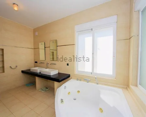 Casa de 400 m² a Altea