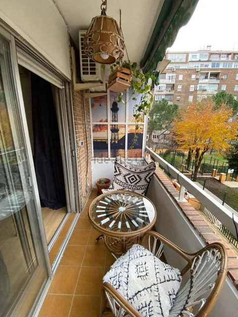 Кімната в оренду, Madrid