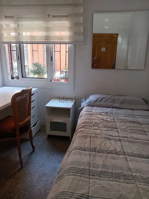 Habitació de lloguer, Barcelona (2/6)