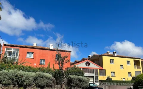 Casa de 300 m² a El Rosario