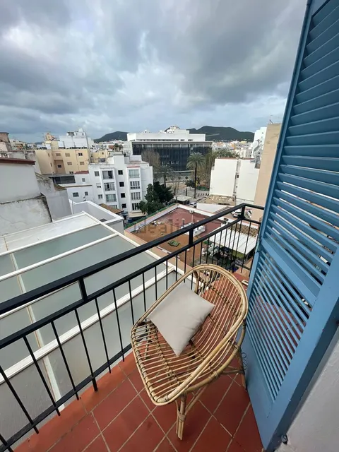 Кімната в оренду, Eivissa