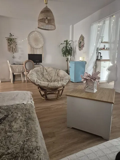 Room for rent, Zaragoza (4/6)