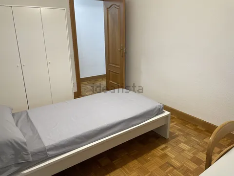 Pis de 95 m² a Pamplona