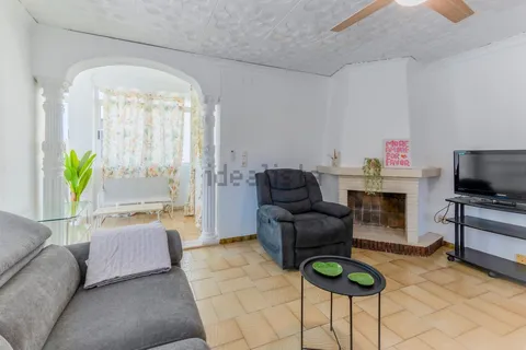 Casa de 140 m² a Tavernes de la Valldigna