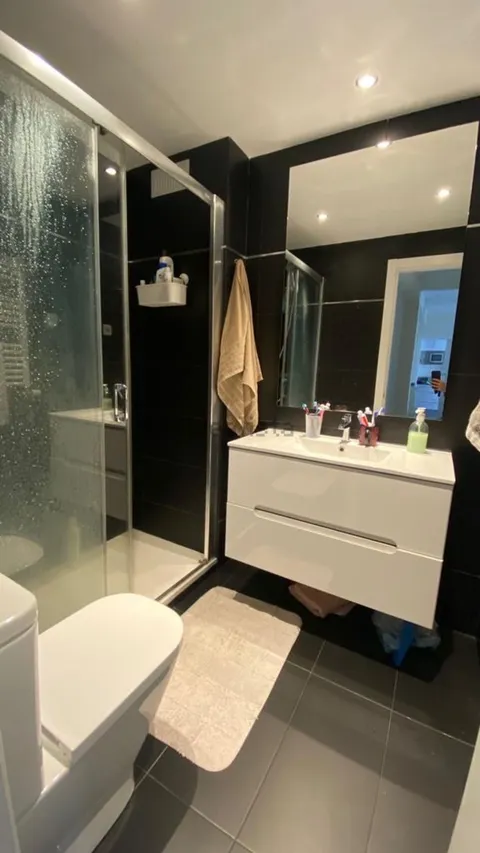 Habitació de lloguer, Madrid (3/7)