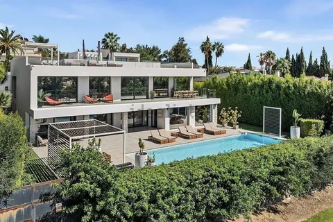 Haus 443 m² in Marbella