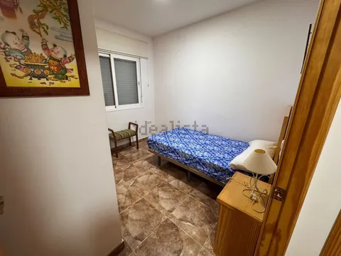 Pis de 75 m² a Còrdova