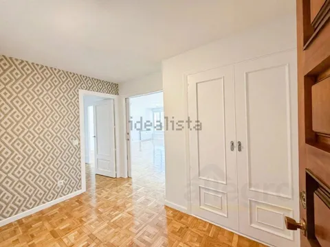 Wohnung 187 m² in Madrid