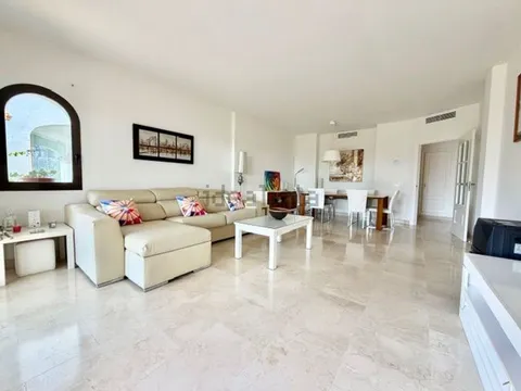 Pis de 140 m² a San Roque
