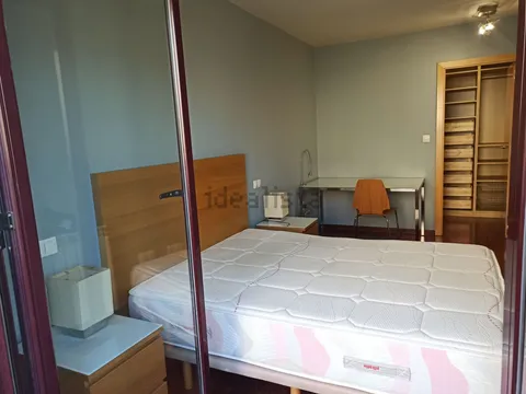 Flat 85 m² in Cadrete